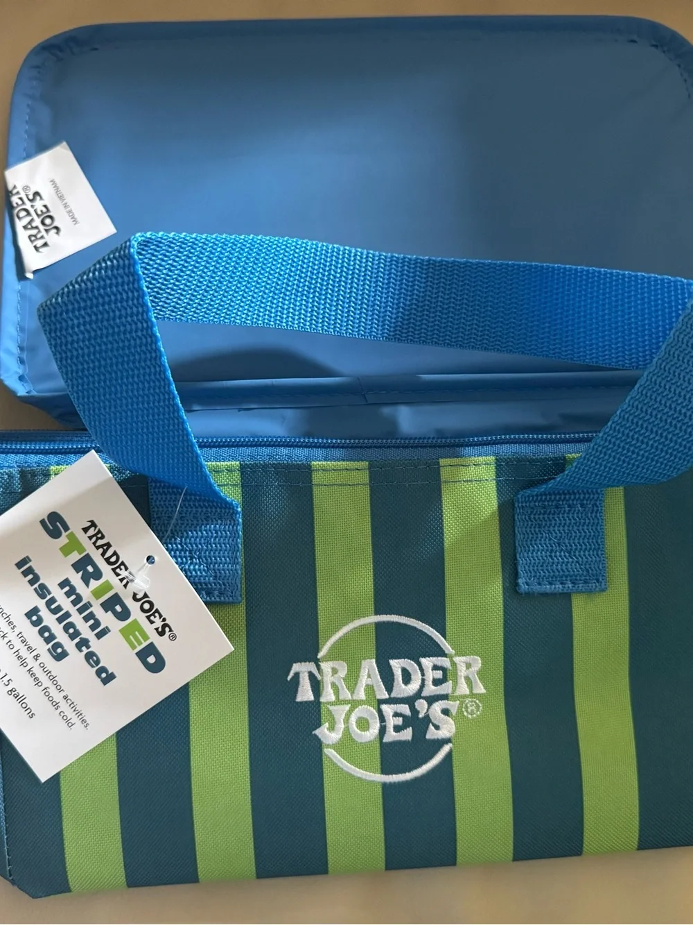 Trader Joes’s mini-insulated totes-summer 2026 colors